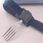 porte ustensile amputation main